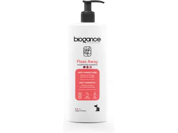 Biogance Dog Fleas Away dog shampoo