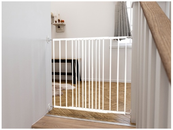 DogSpace Lucky extenting Pet gate, white